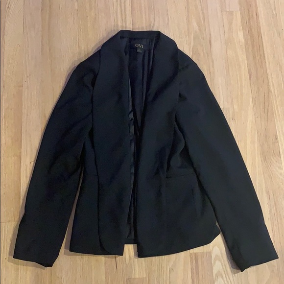 Blazer - Picture 5 of 7